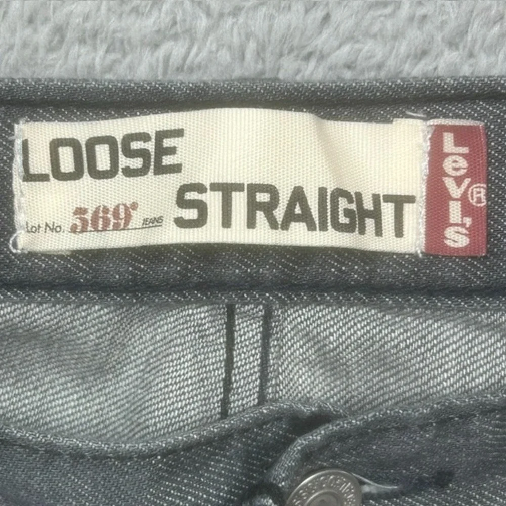 Levis levi 569